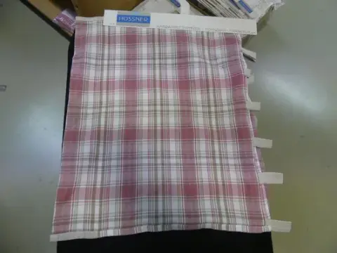 Parti kareli perdeler, %100 polyester