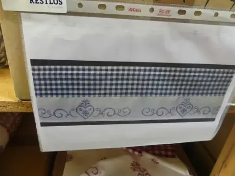 Lot draperii/panouri, în carouri, albastre