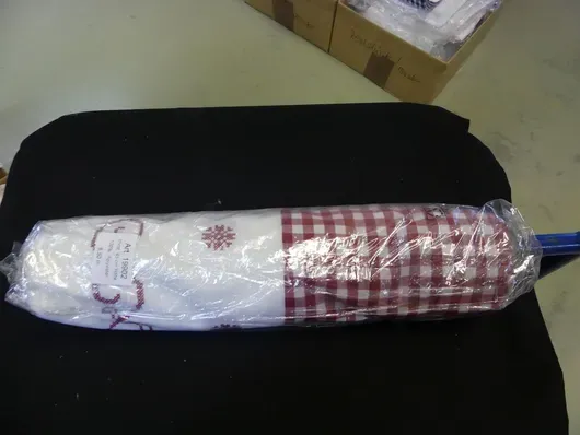 2 tekstilruller, cr-rød, 100 % polyester