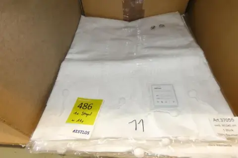 Perde partisi (yaklaşık 11 adet)