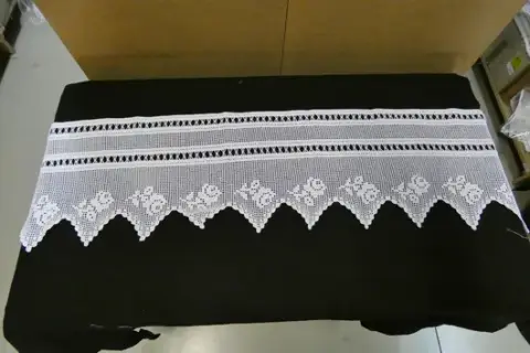 1 adet perde kutusu
