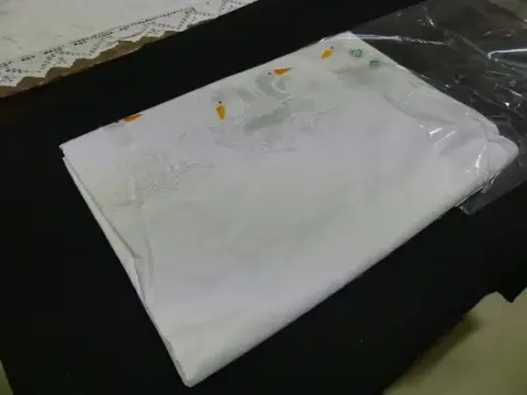 3 kutu nevresim "Schwanenidylle", yorgan kılıfları