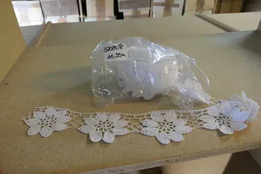 3 adet perde, 1 açılmış paket