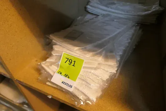Lotto tende, 100 % lino (circa 18 pezzi)