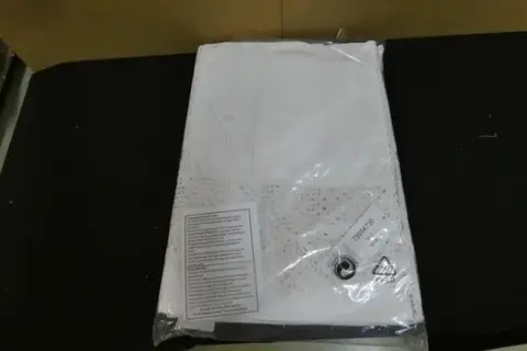 2 cajas de cortinas