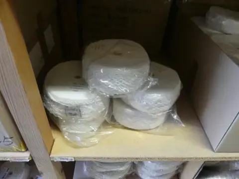 Lot čipke
