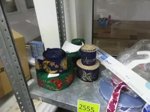 Набір приладдя для швейних машин