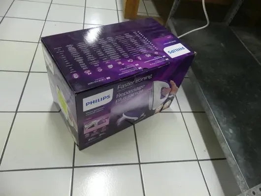 Philips - buharlı ütü istasyonu