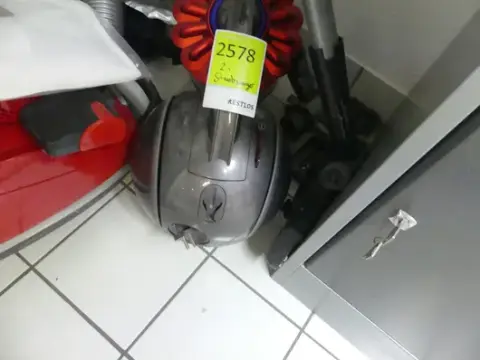 2 aspiradoras