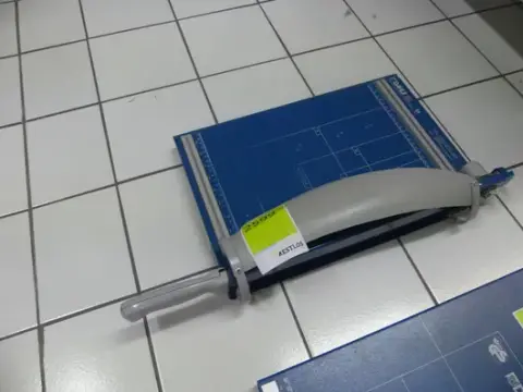 Dahle 561 - Cortadora de papel