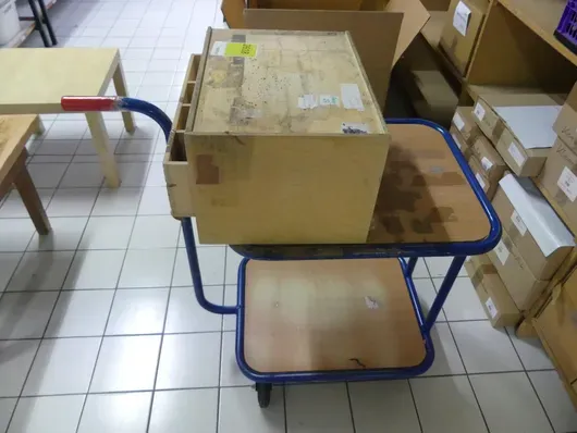 Etage-transportvogn