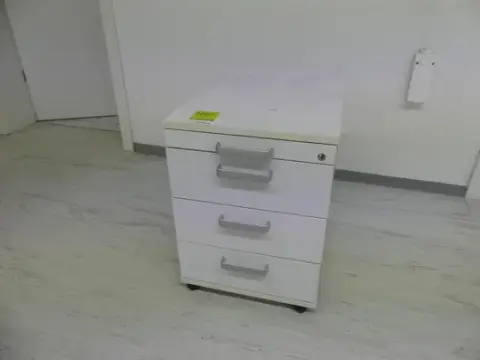 Contenitore su ruote, senza contenuto
