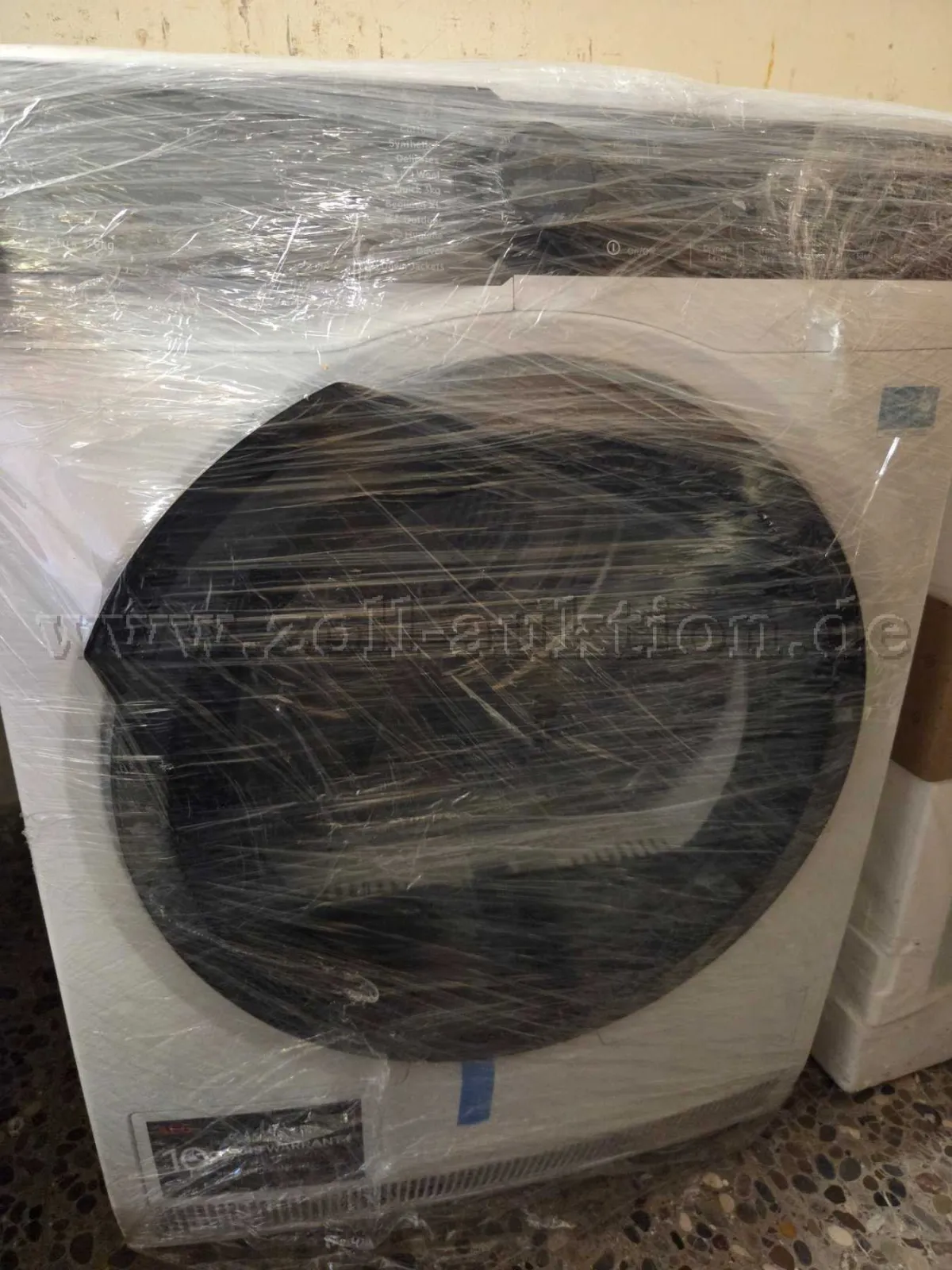 1 台 AEG Electrolux 热泵烘干机 TR9W80690