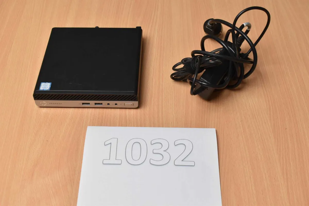 1 HP ProDesk 400 G3 -pöytämallinen mini-PC