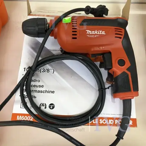 ड्रिल मशीन MAKITA M6002