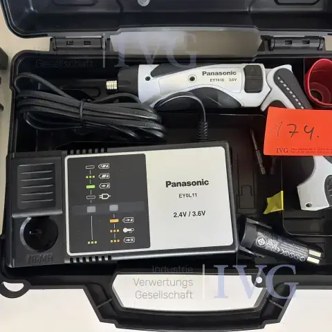 Akku-skruetrækker PANASONIC EY7410