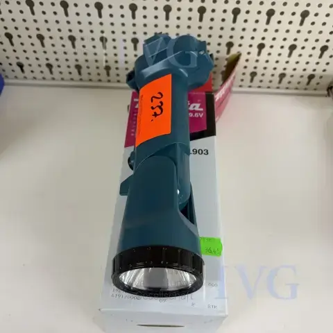 बैटरी लैंप MAKITA ML903