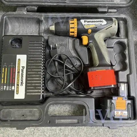 PANASONIC EY 6409 充电式螺丝刀
