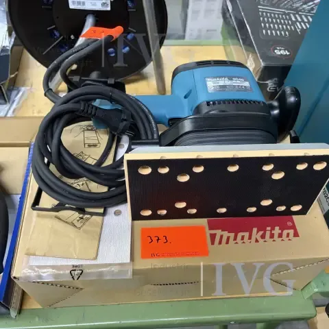 Svingslibemaskine MAKITA 9046