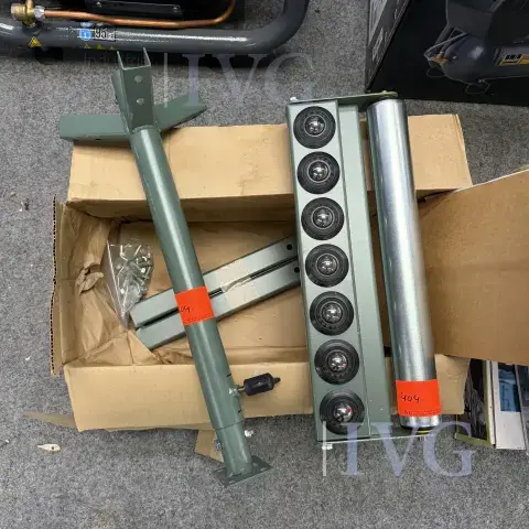 滚轮支架