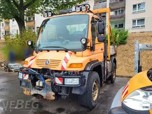牵引车 Unimog 405/12