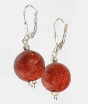 Orecchino corallo, argento 925.