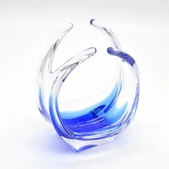 Murano 玻璃糖果盒,波浪形,手工制作,工作室玻璃,意大利,约1960年代。