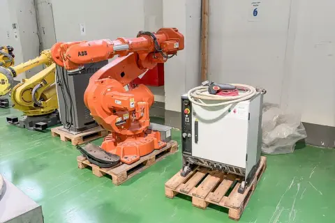 Industrijski robot ABB AB IRB 6640 M2004