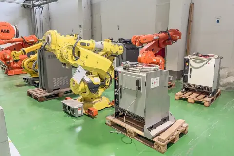 Industrijski robot ABB AB IRB 6640 M2004