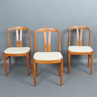 Carl Ekström。Albin Johansson & Söner，三把椅子/餐椅，柚木，织物，1960年代。