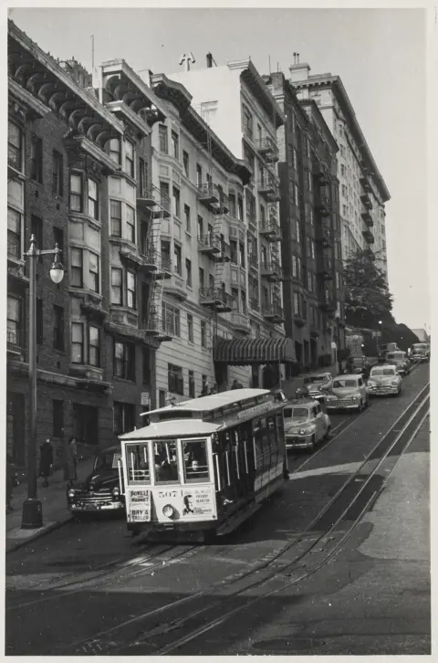 USA – Kalifornia. Kokoelma, jossa 125 alkuperäistä valokuvaa. Vintaget. Hopeagelatiini. Irrallaan kirjekuorissa. N. 1950. Kauniita, osin...