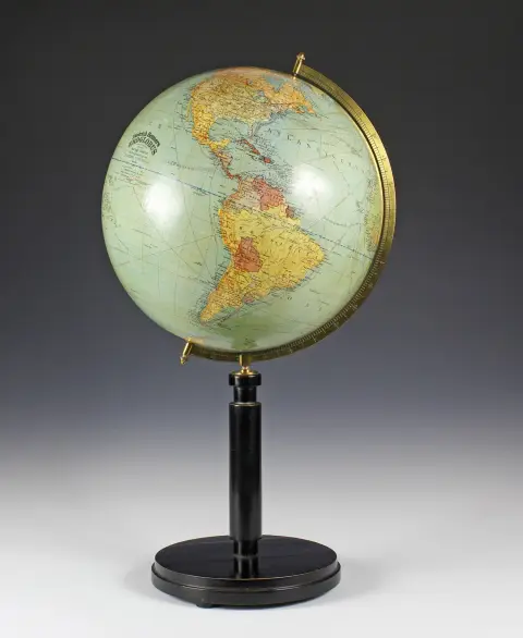 ग्लोब और खगोल विज्ञान – Dietrich Reimer का पृथ्वी ग्लोब। बर्लिन, 1928, अंकित "Dietrich Reimers Erdglobus herausgegen von dem Kartogr.…