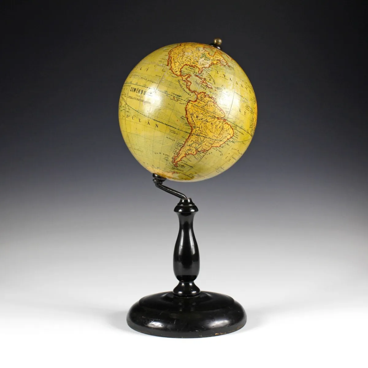 Globe terrestre Felkl & Sohn, Rostock près de Prague, vers 1895