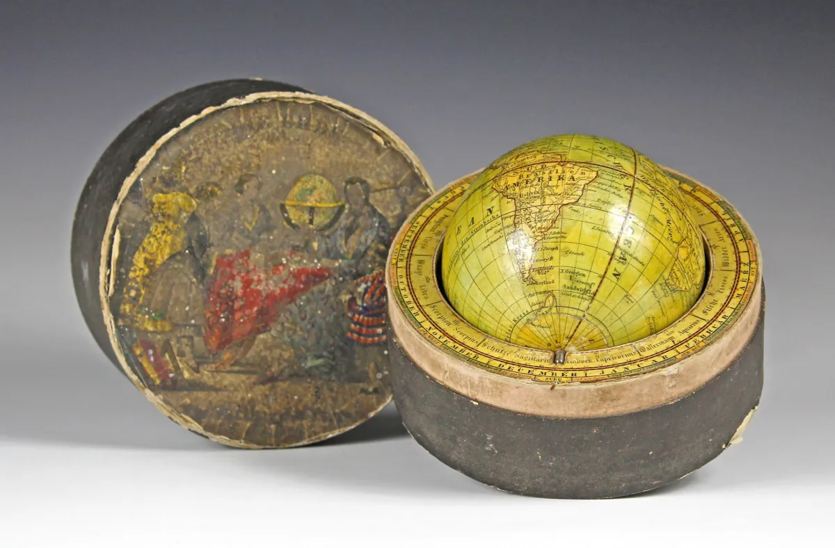 Globi e astronomia – Globo terrestre di Johann Georg Klinger, Norimberga, ca. 1840