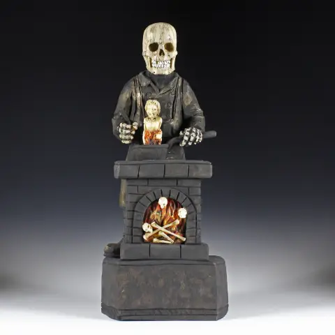 विचित्र वस्तुएँ – Memento Mori "नरक की आग"। अल्पाइन क्षेत्र, 20वीं सदी, नक्काशीदार लकड़ी और हड्डी, आंशिक रूप से रंगी हुई।