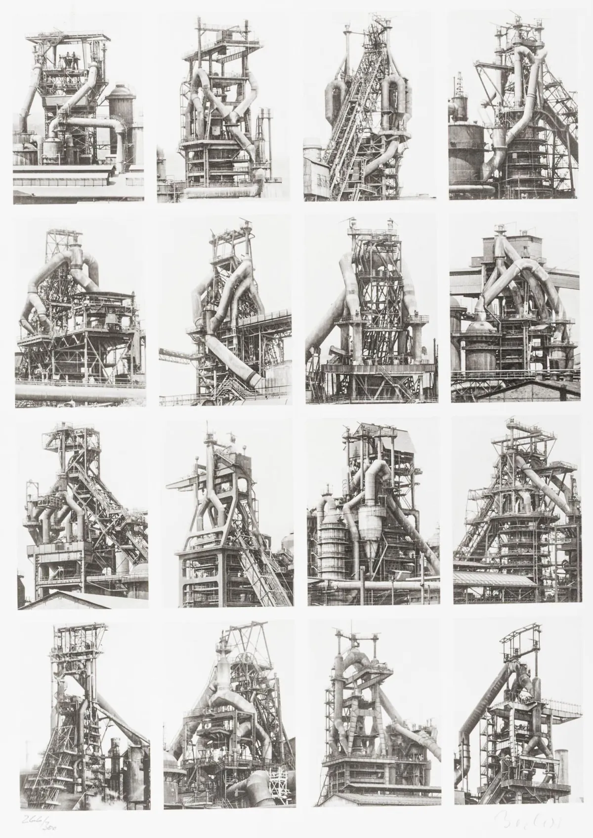 Becher, Bernd 和 Hilla – 16座高炉（出自：《Kölner Kunstmarkt》）。厚纸胶印。右下签名，左下编号