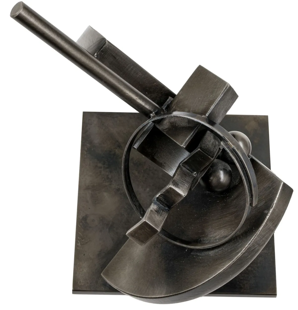 Benton, Fletcher – Folded Circle - Maquette #1。钢，棕色铜绿。底座上签名并标注日期。2008年。20 x 15 x 12,5 厘米。在…