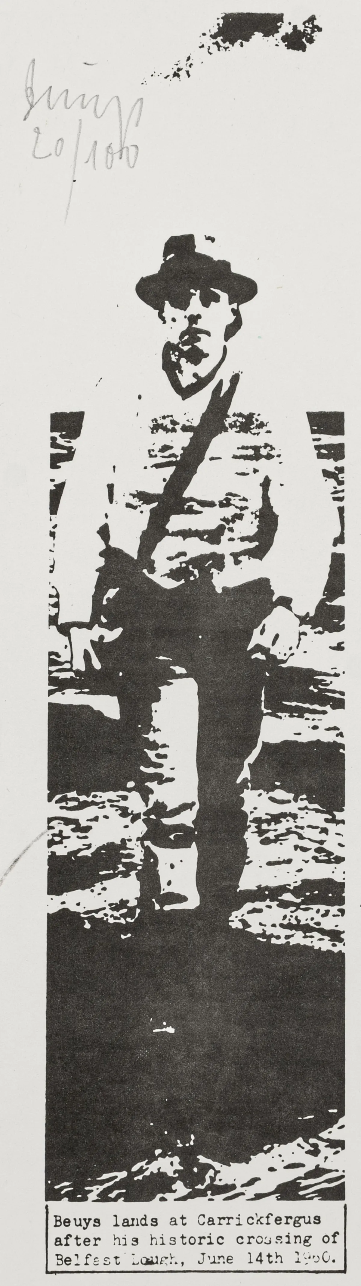 Fluxus – Beuys, Joseph. Belfast. 薄卡纸胶印版画。左上角签名并编号。版本：20/100。1975年。纸张尺寸：29,5 x…