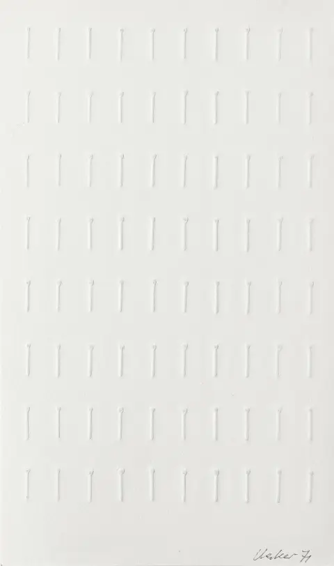 Uecker, Günther – Senza titolo. (Fila di chiodi). Stampa in rilievo su carta vergata. Firmato e datato a matita a destra. 1971. Dimensioni foglio: 36 x 21 cm.