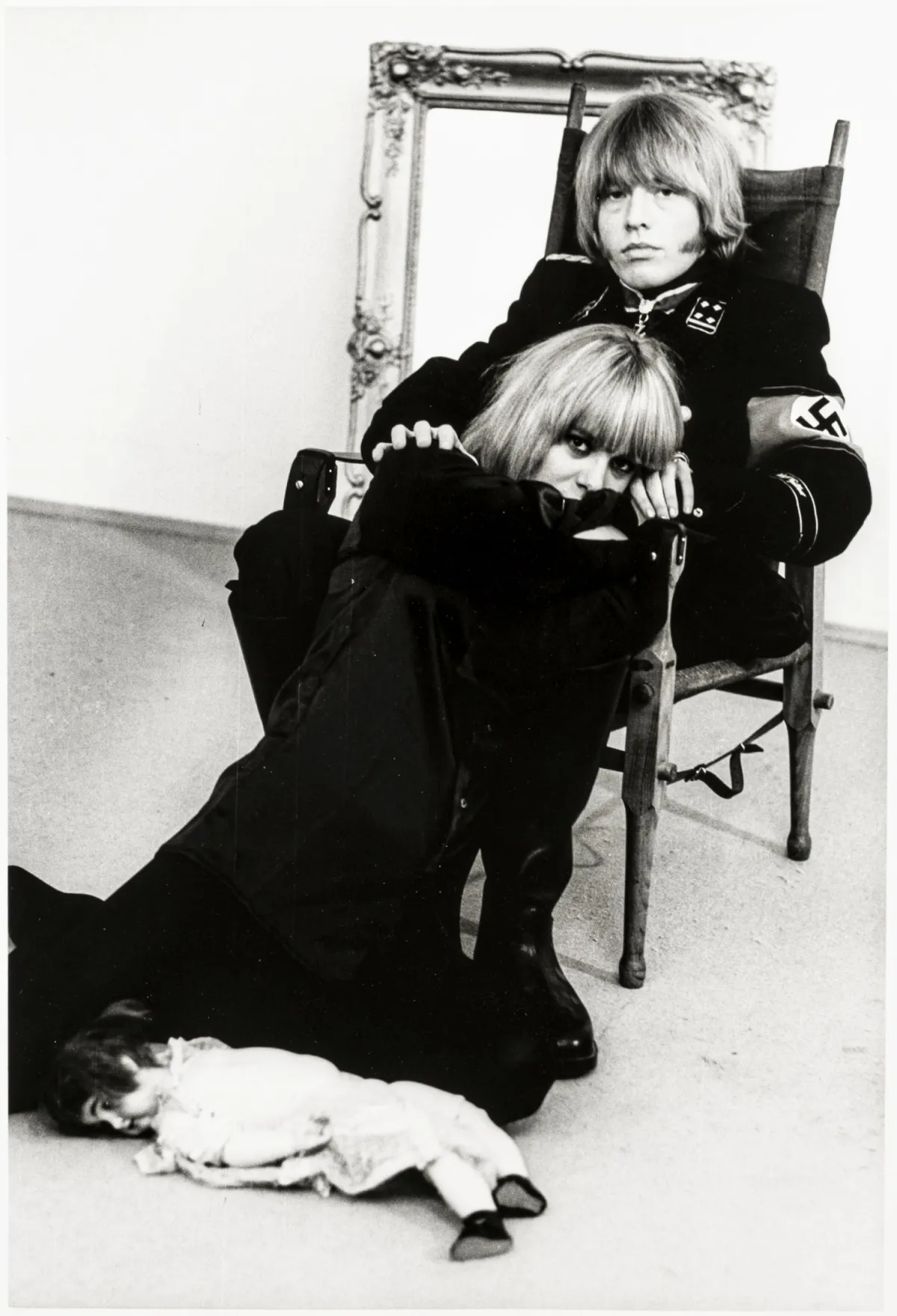 Bokelberg, Werner – Brian Jones en Anita Pallenberg. Foto.