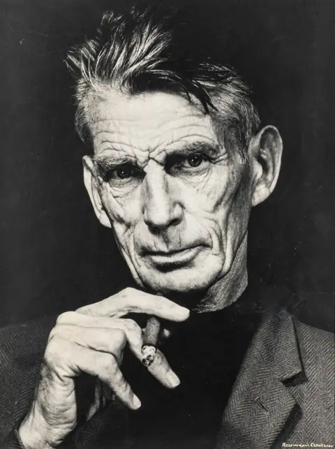 Clausen, Rosemarie – Samuel Beckett. Gélatine argentique sur Agfa. Vintage. Signé en bas à droite au feutre blanc et verso avec le cachet d'atelier de Hambourg.