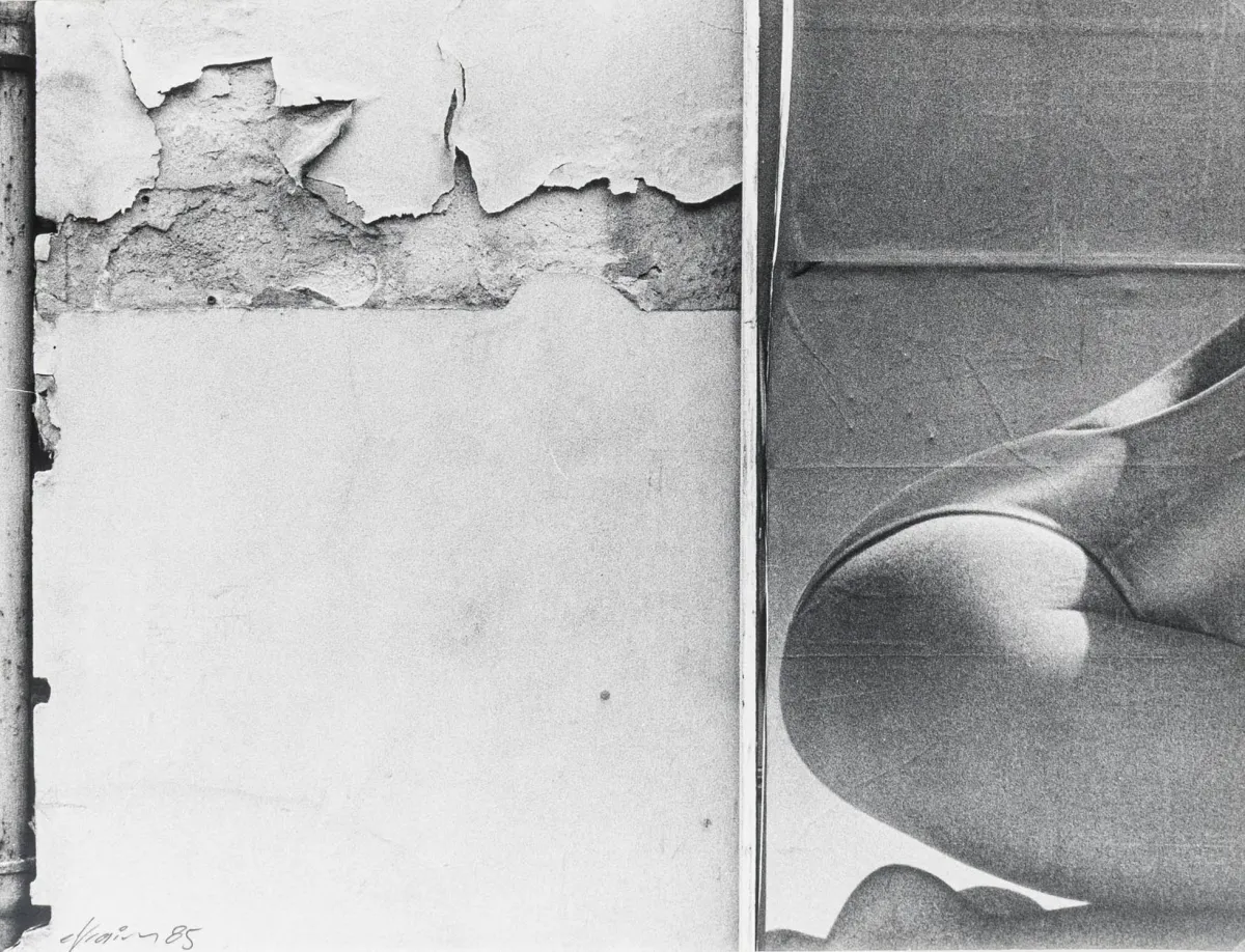 Habermann, Efraim – Wall and billboard advertisment / Woman on stairs