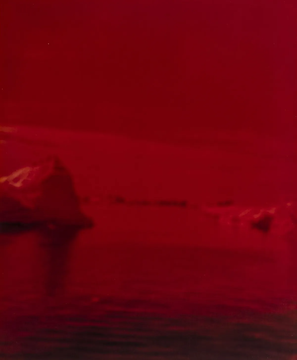 Steffensen, Erik – Orangered Icebergs. C-print op glanzend PE-papier, op Forex gelijmd.