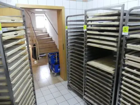 Ruostumaton pakastinvaunu