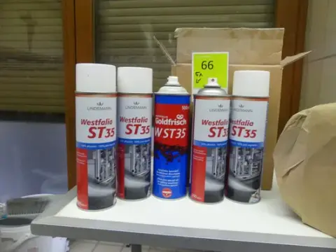 5 spray-uri, nivel de umplere necunoscut