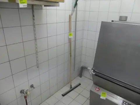Lot ustensile de curățenie
