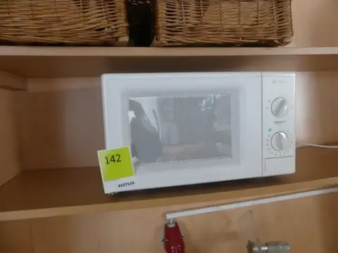 DAEWOO mikrobølgeovn