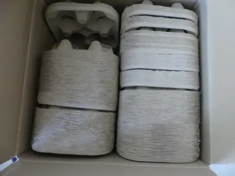 مجموعة حاملات أكواب