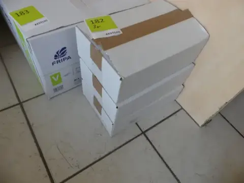 مجموعة فناجين قهوة