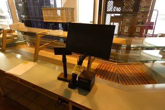 Sistema de caja GEEKOM